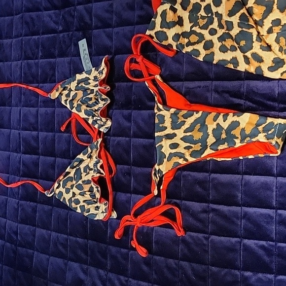 Reversible Leopard and Red 3 Piece Bikini Set NWOT - Picture 10 of 13